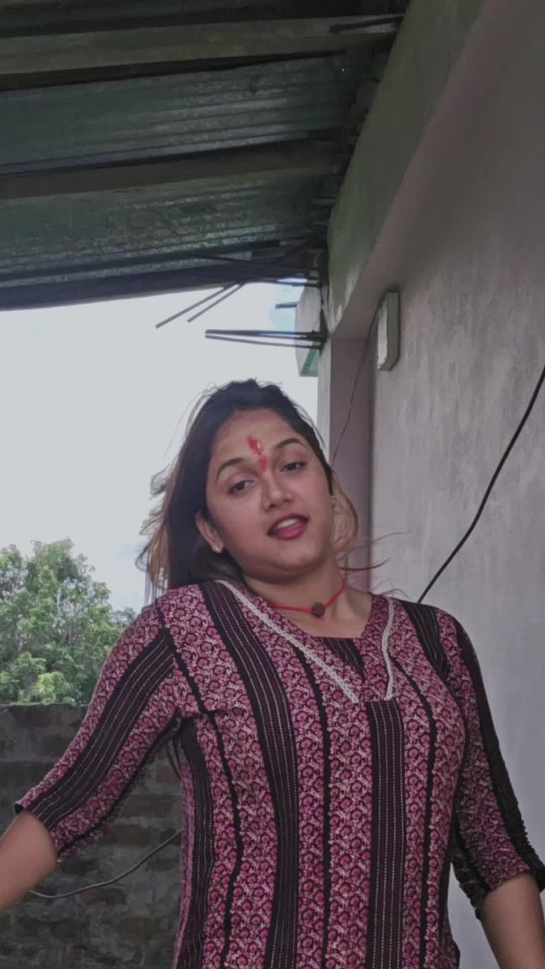 @👑kashish bhagat❣️😍