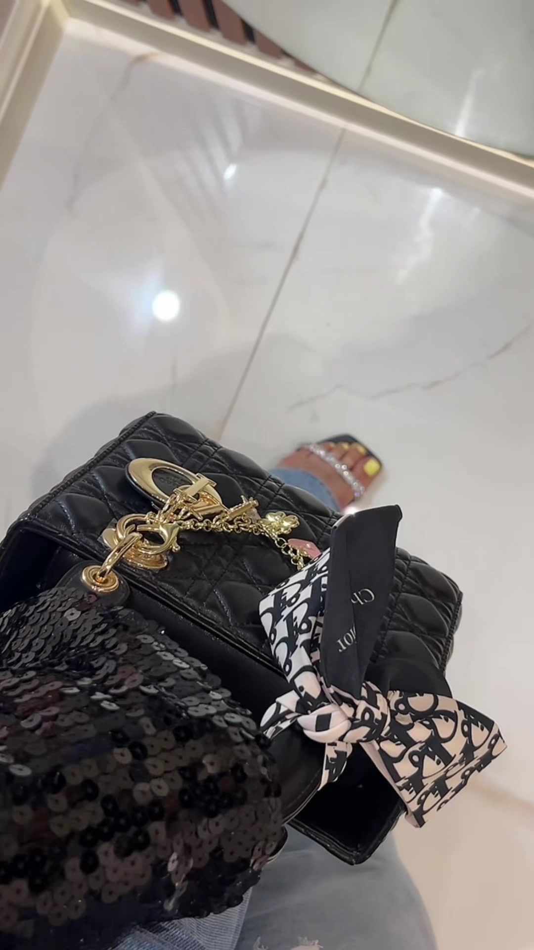 @leo.lux_bags