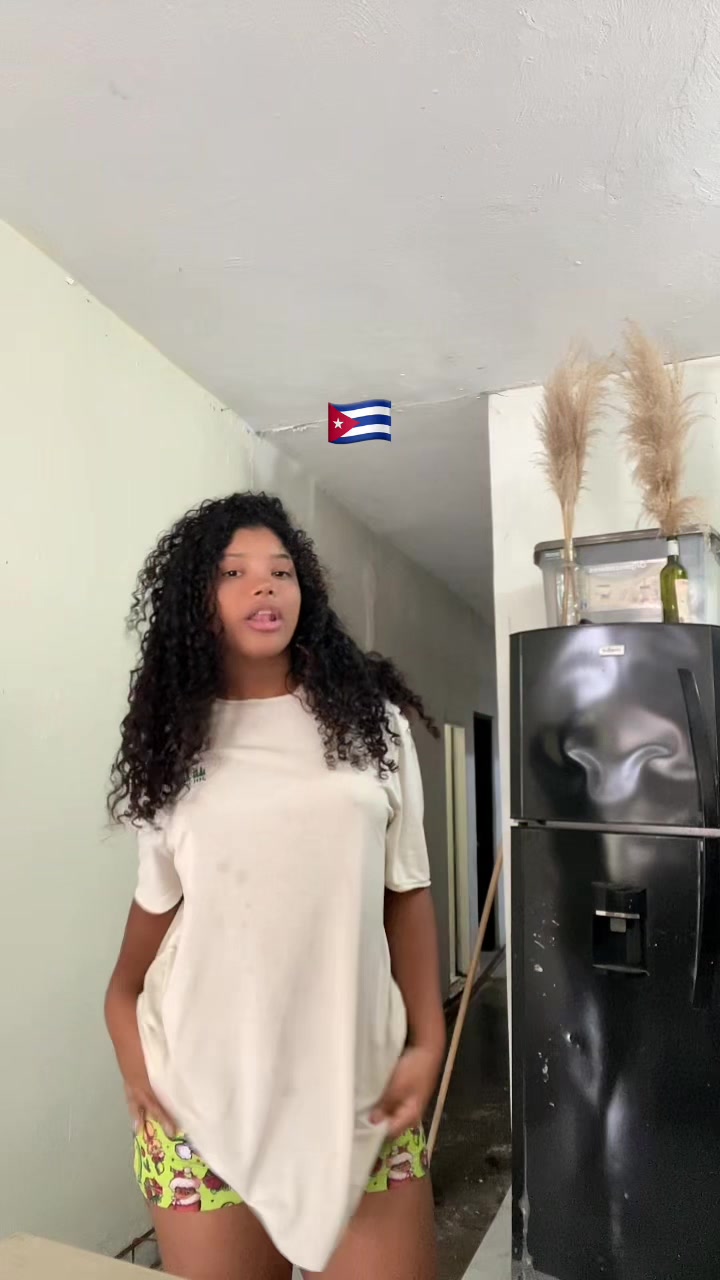 @🥥