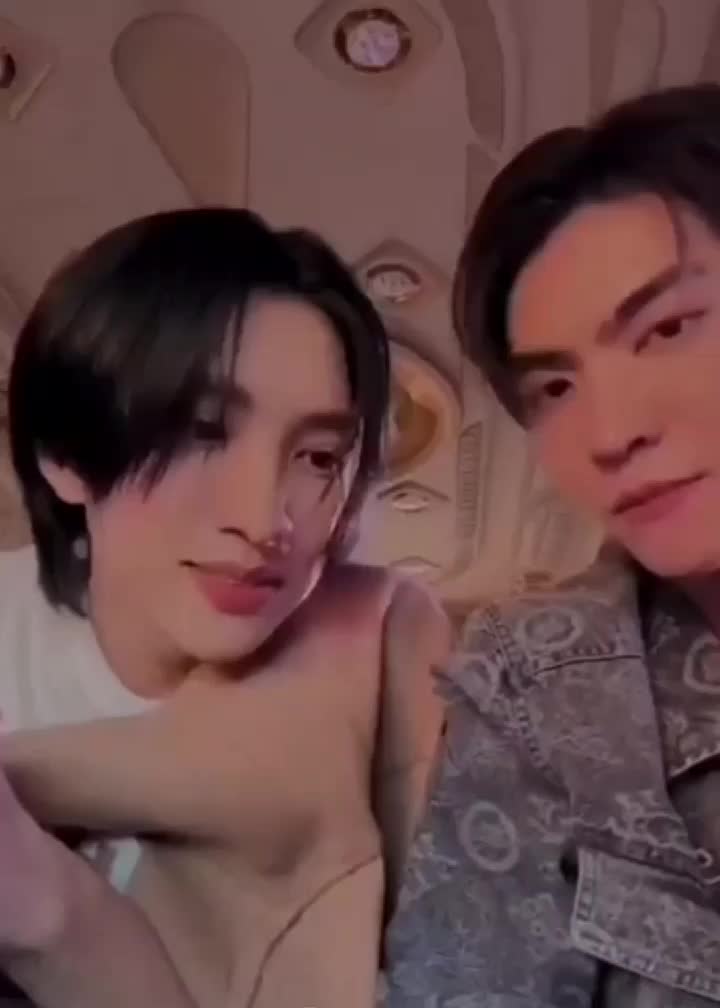 @🫧