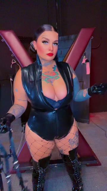 @Mistress Dolly