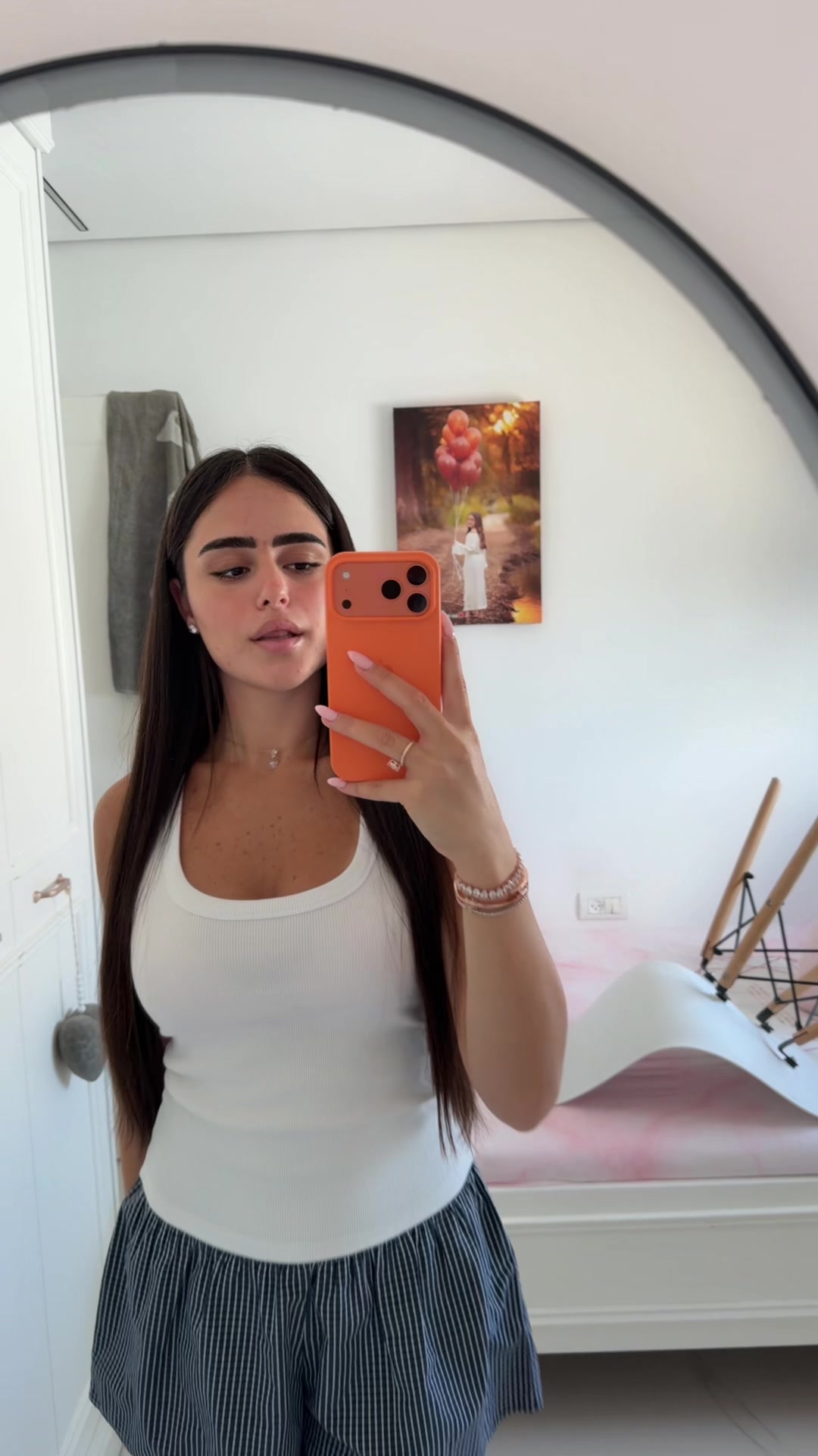 @שירז רחמין | מעצבת גבות וריסים
