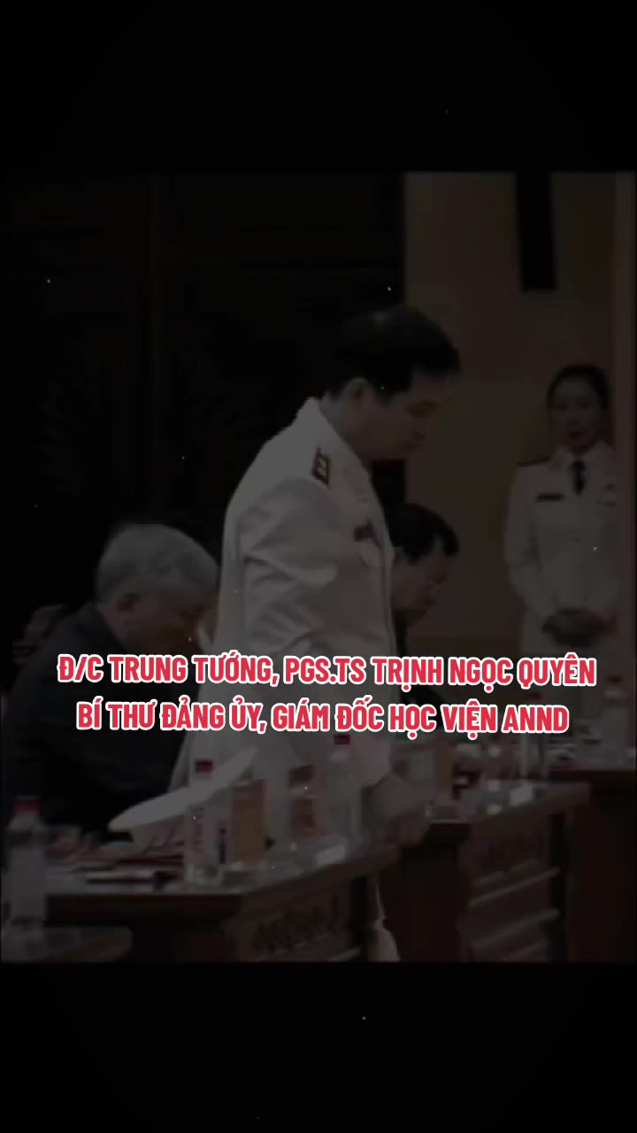 @Tiểu Sử