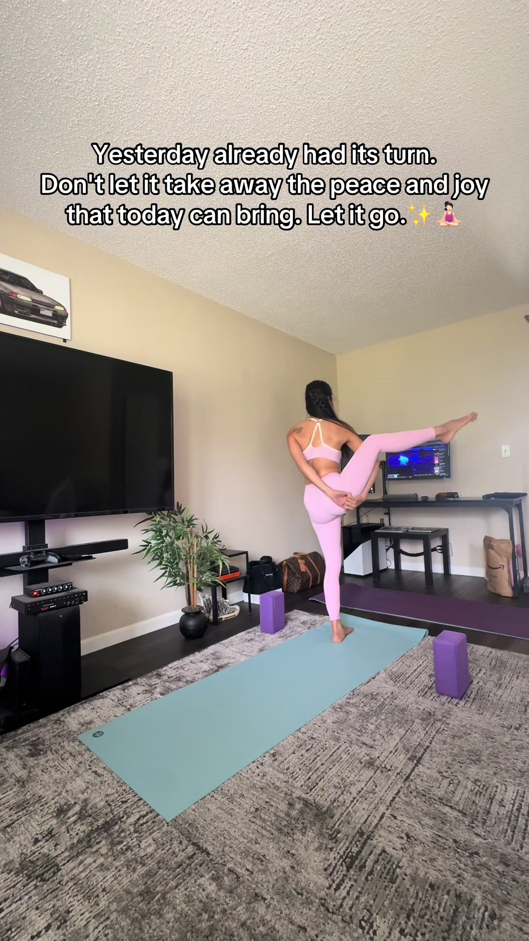 @Lalah Luna