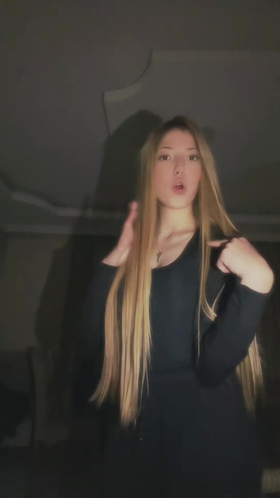 @4ozl3m