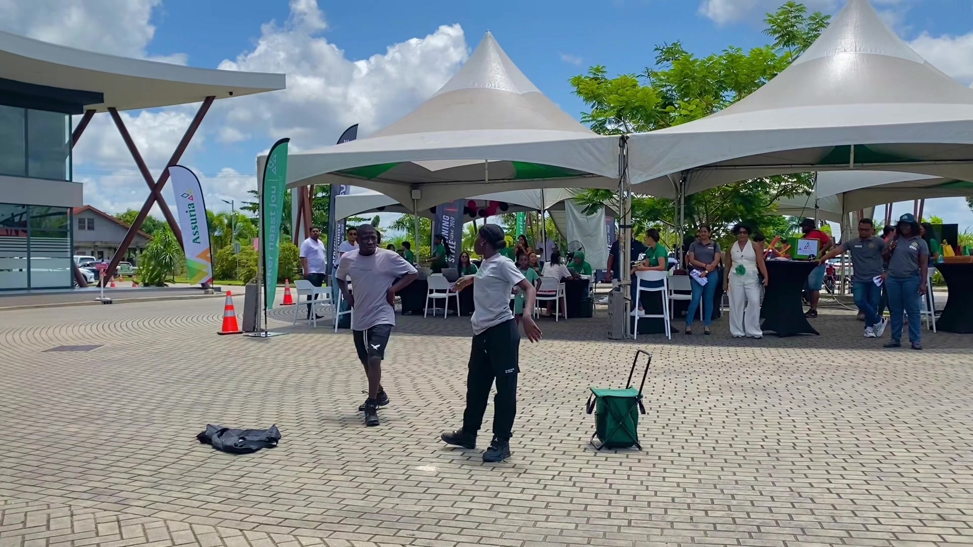 @biebieJv 🕺🦍🇸🇷