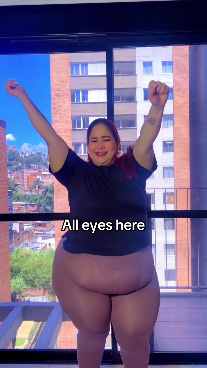 @lola