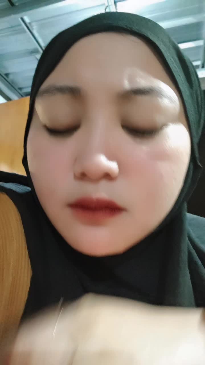 @Nadya Arison