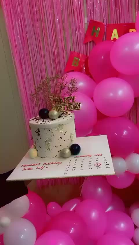 @Customize Designer Cakes LHR