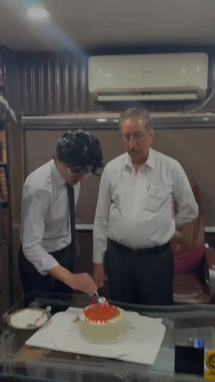 @سید کلیم شاہ⚖️