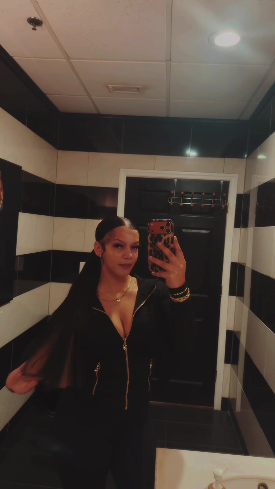 @angelina