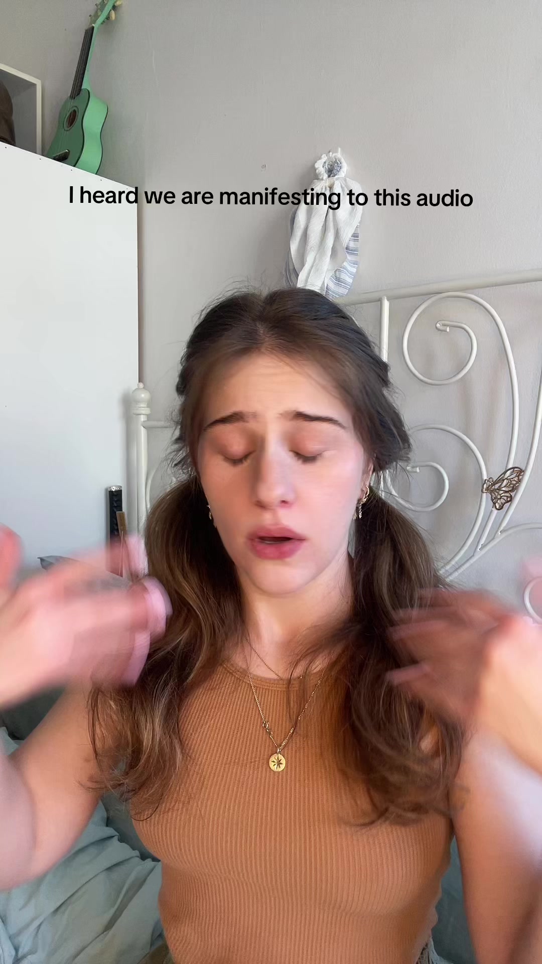 @AlauraBidingCitizen