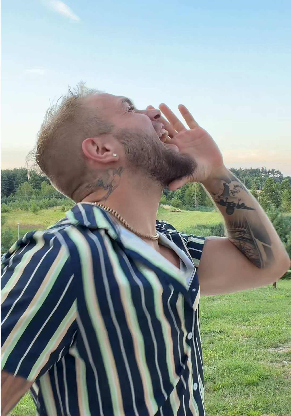 @blondino_latino