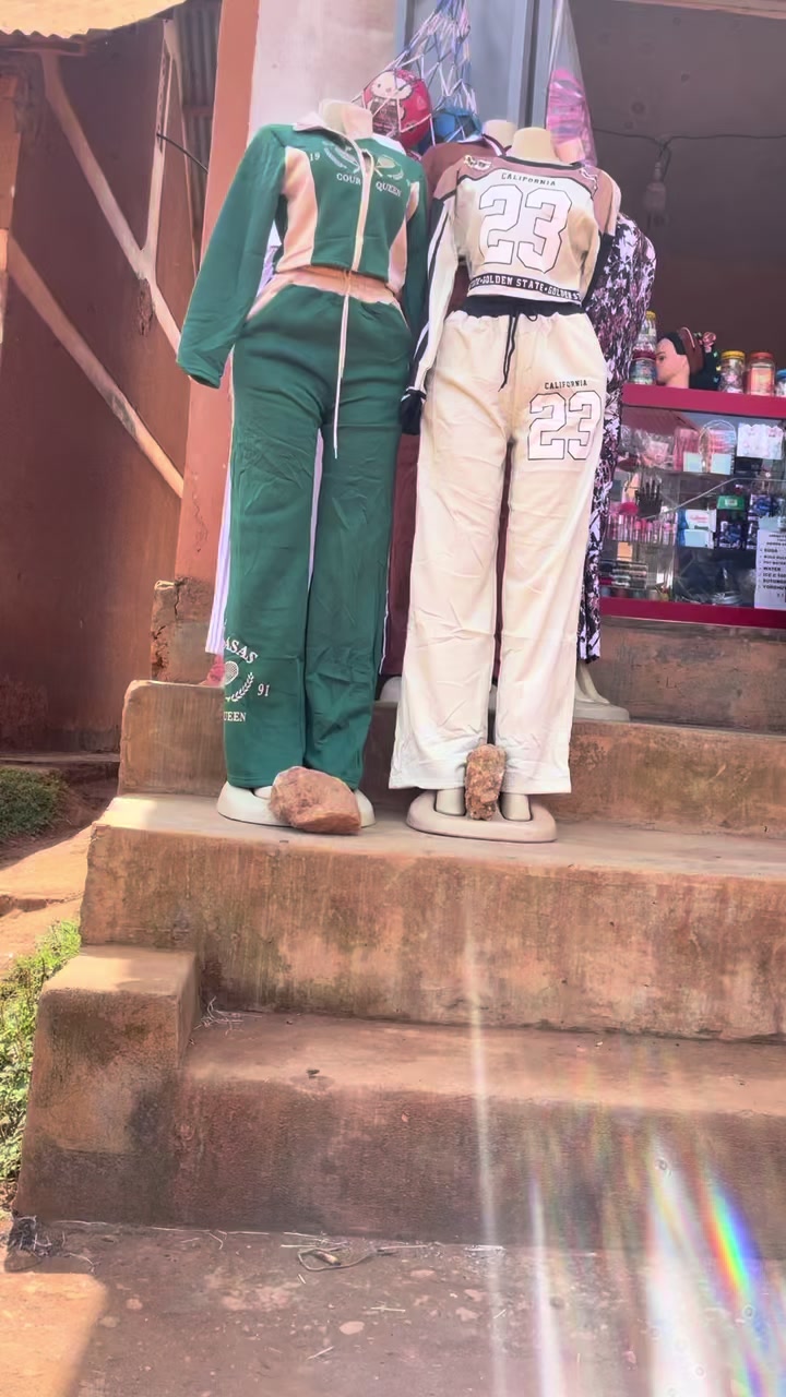 @Jarah Fashionz 🧚🧚🧚🧚