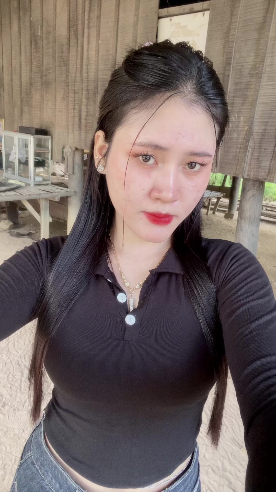 @Oun🇰🇭💞🎀