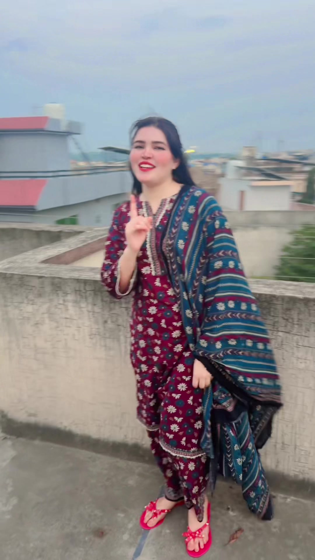 @sanamirza