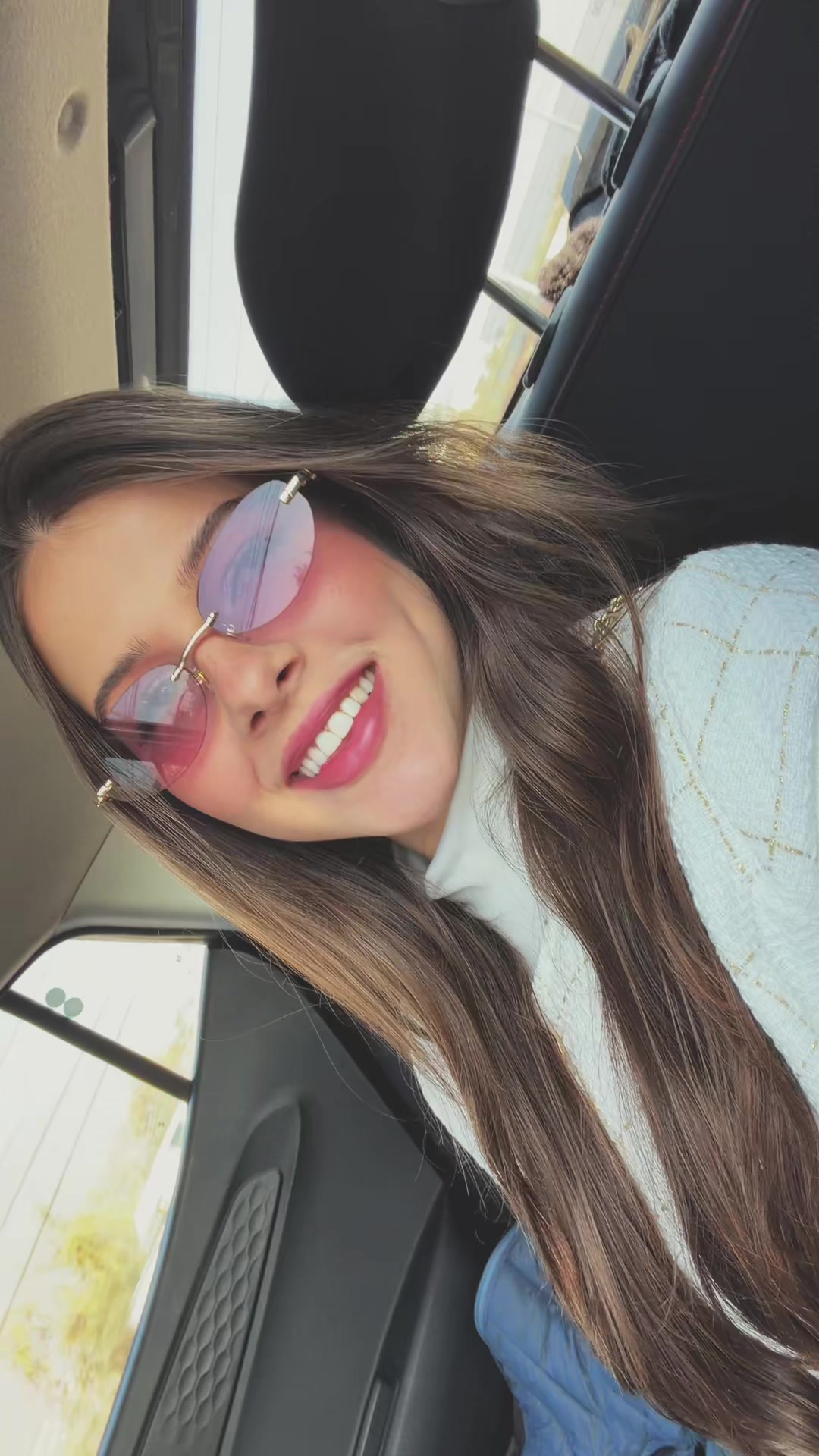 @LARACOSTAAB_