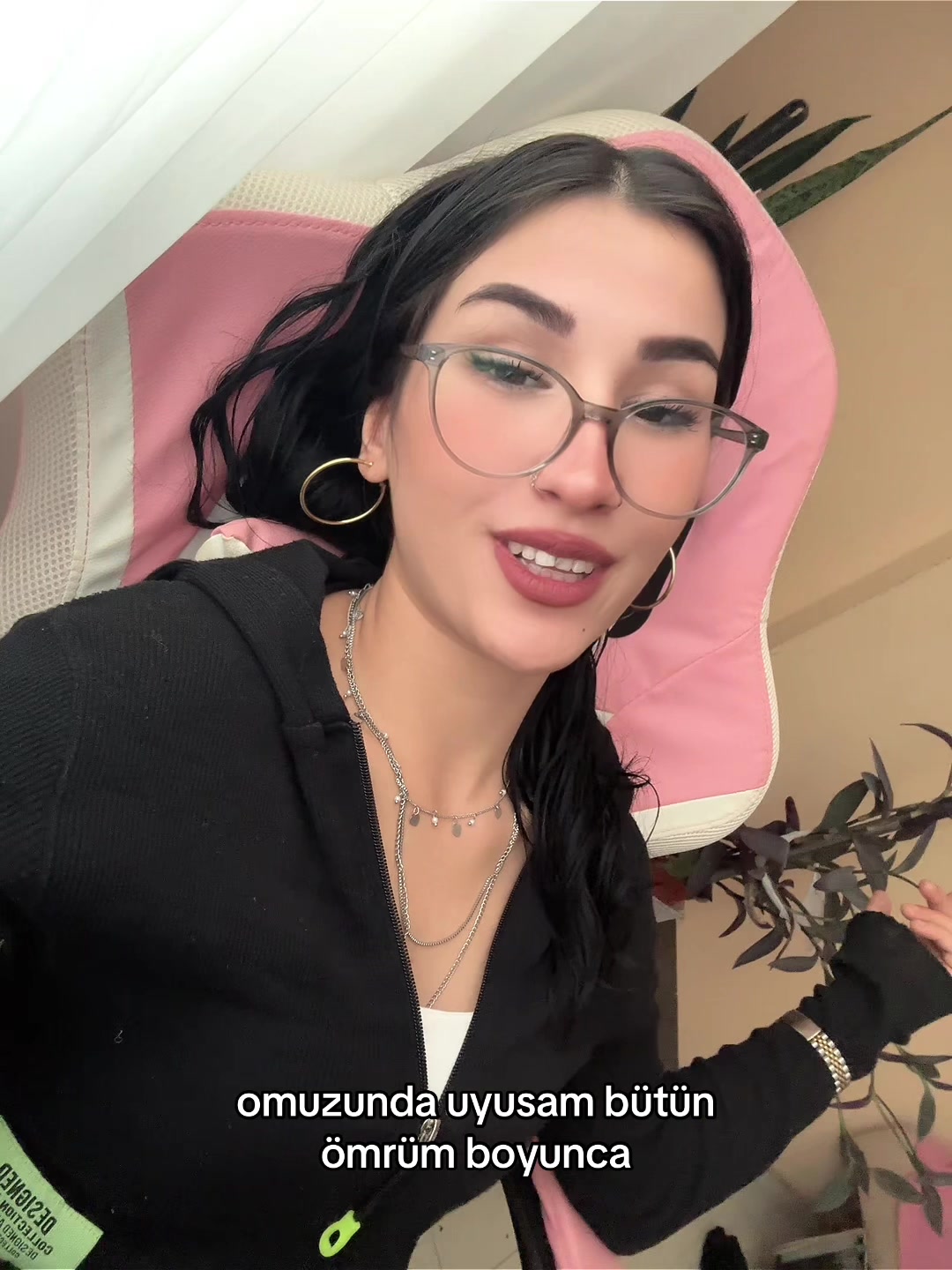 @Nur