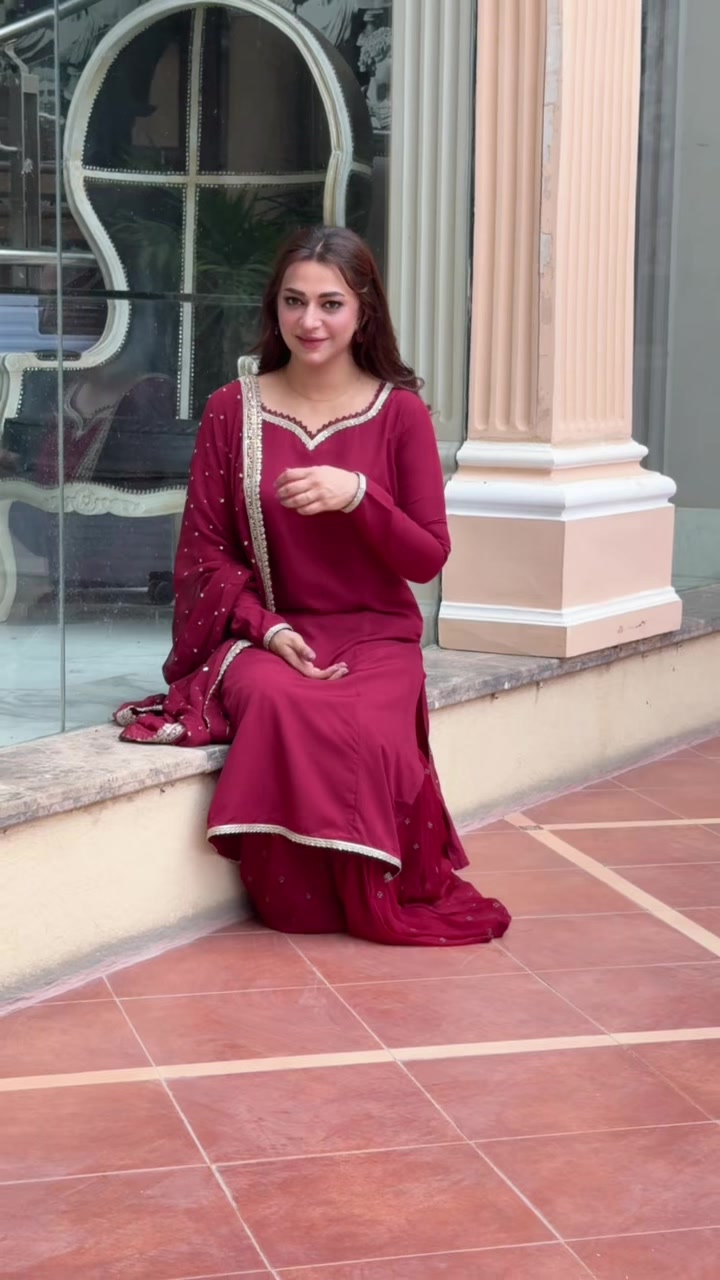 @Hibaalikhan