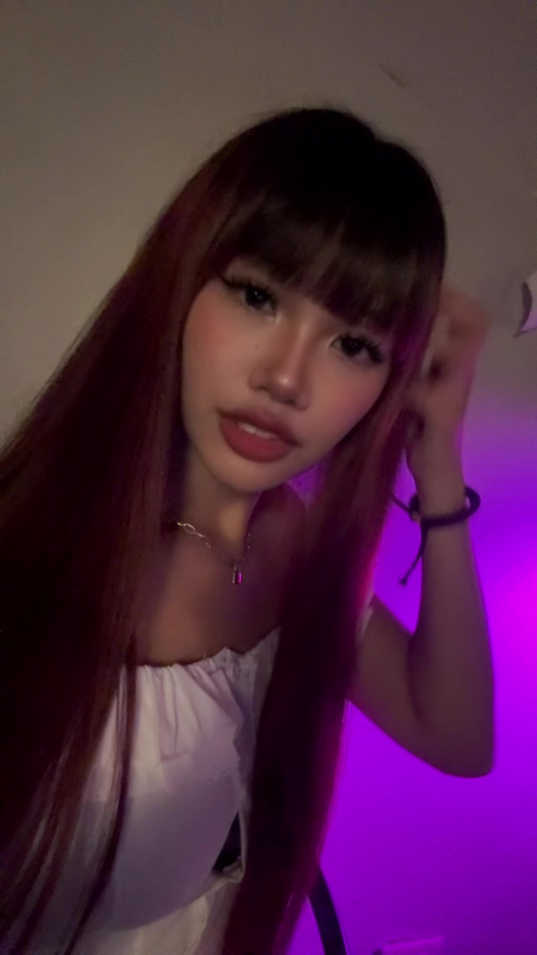@Khlooeee