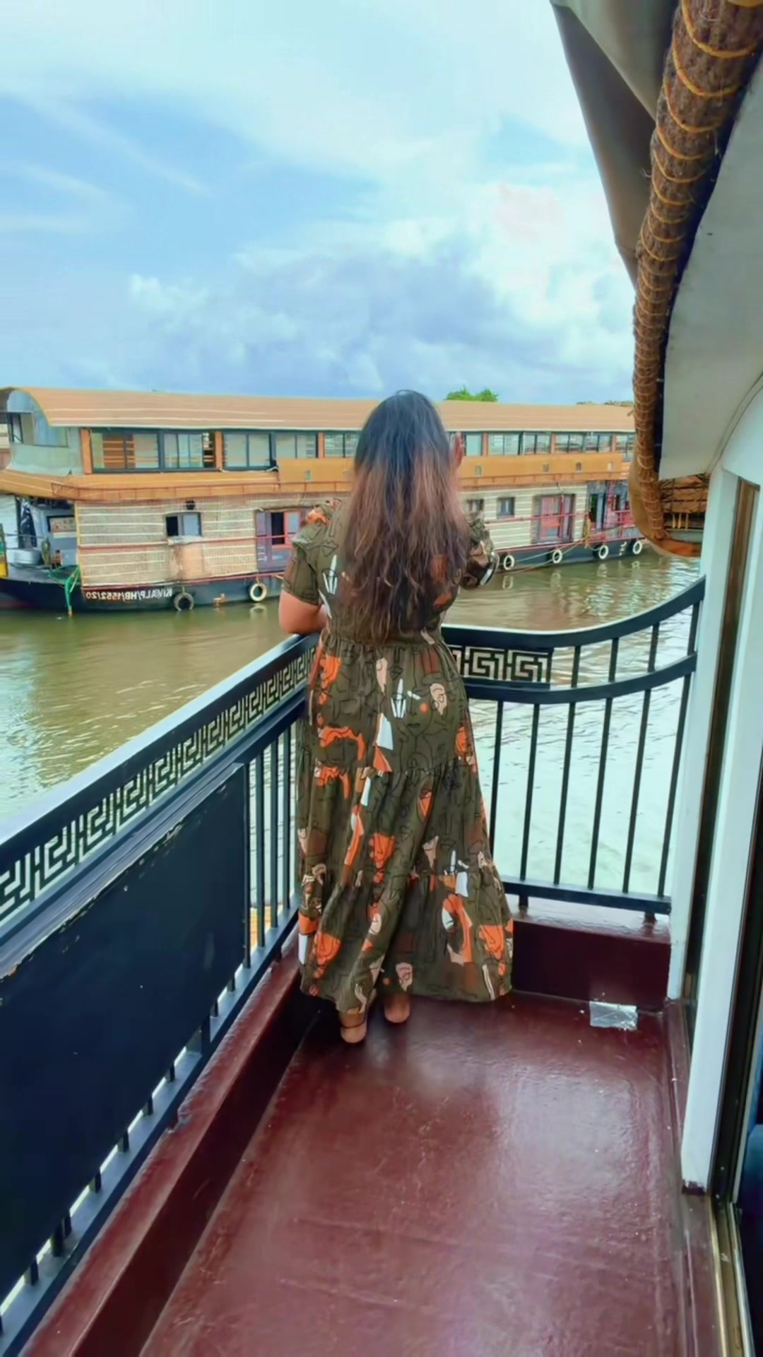 @SumathiMosses