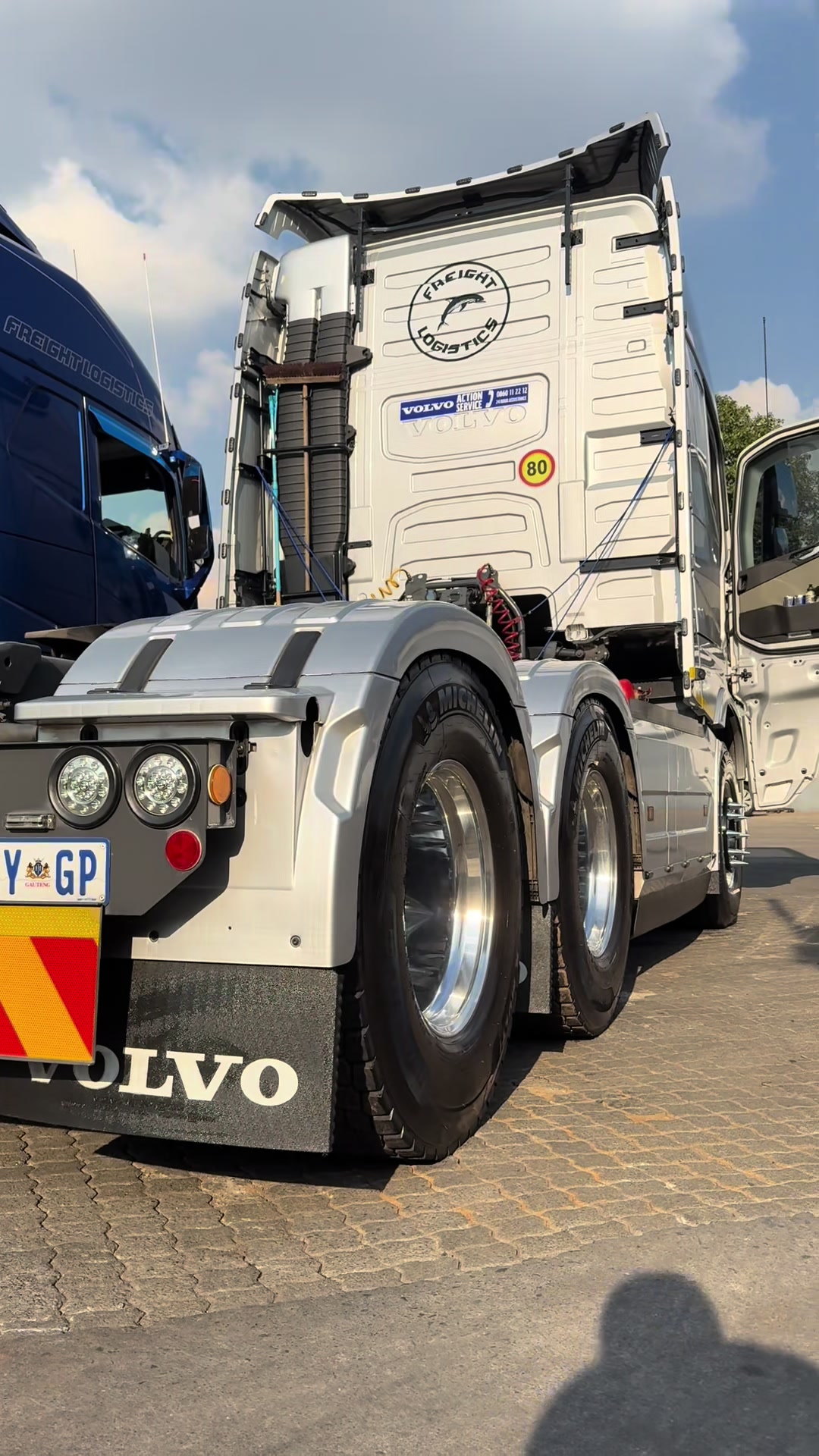 @Young trucker