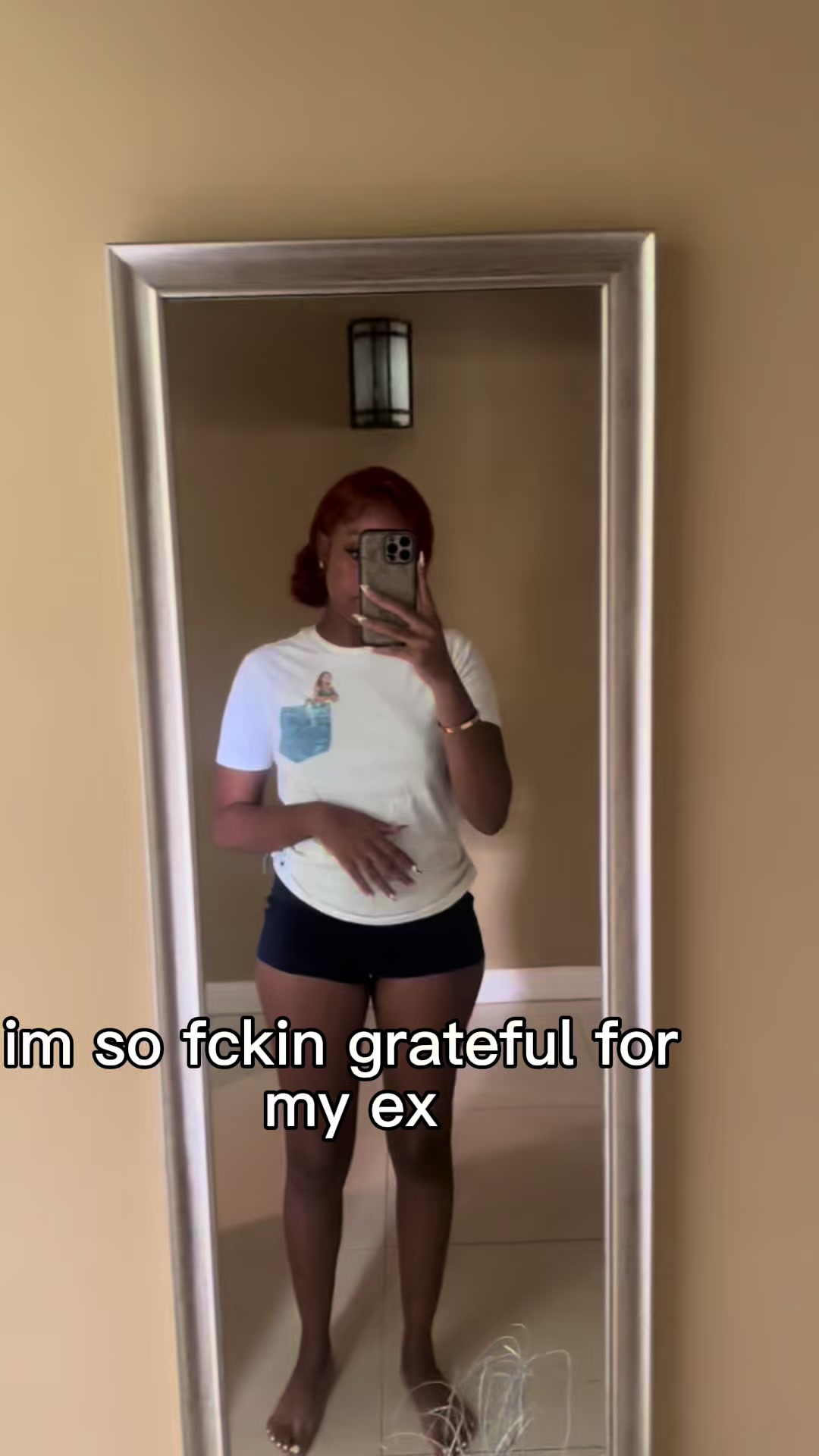 @Gorg3_