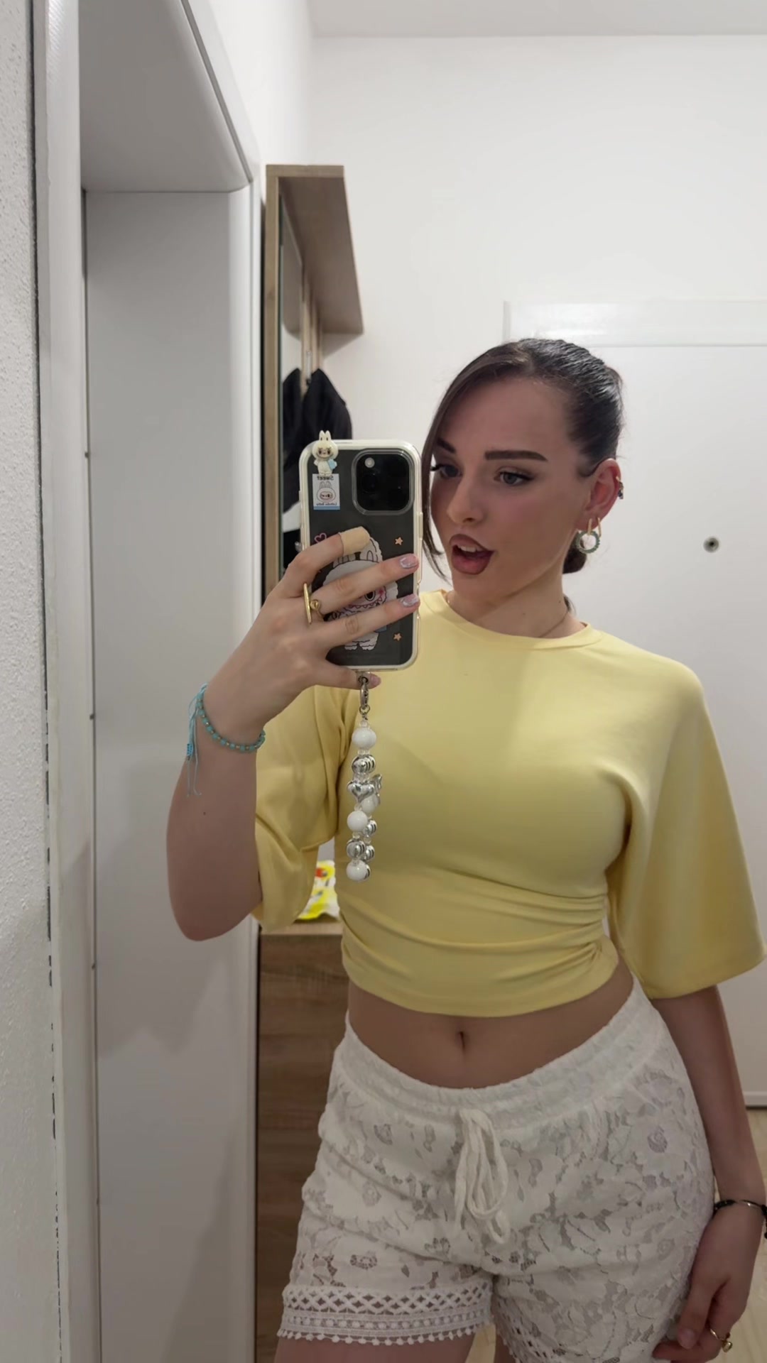 @FatjonaC
