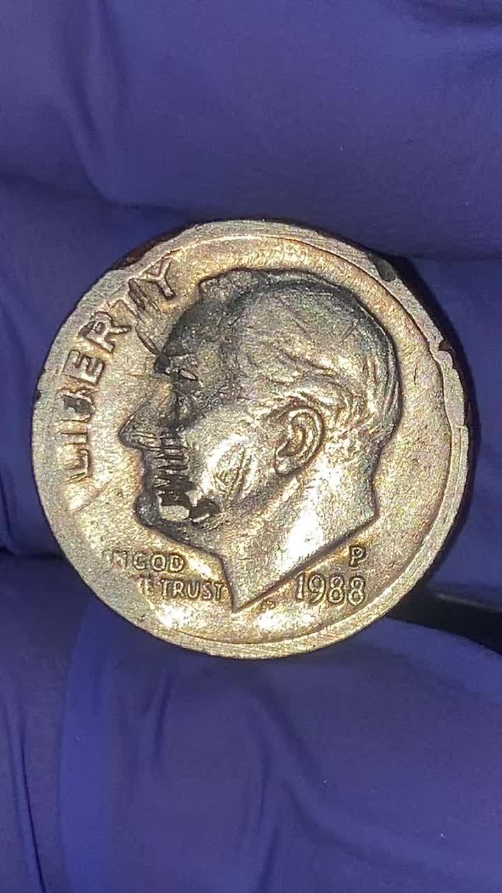 @DamagedCurrency ( Karen )