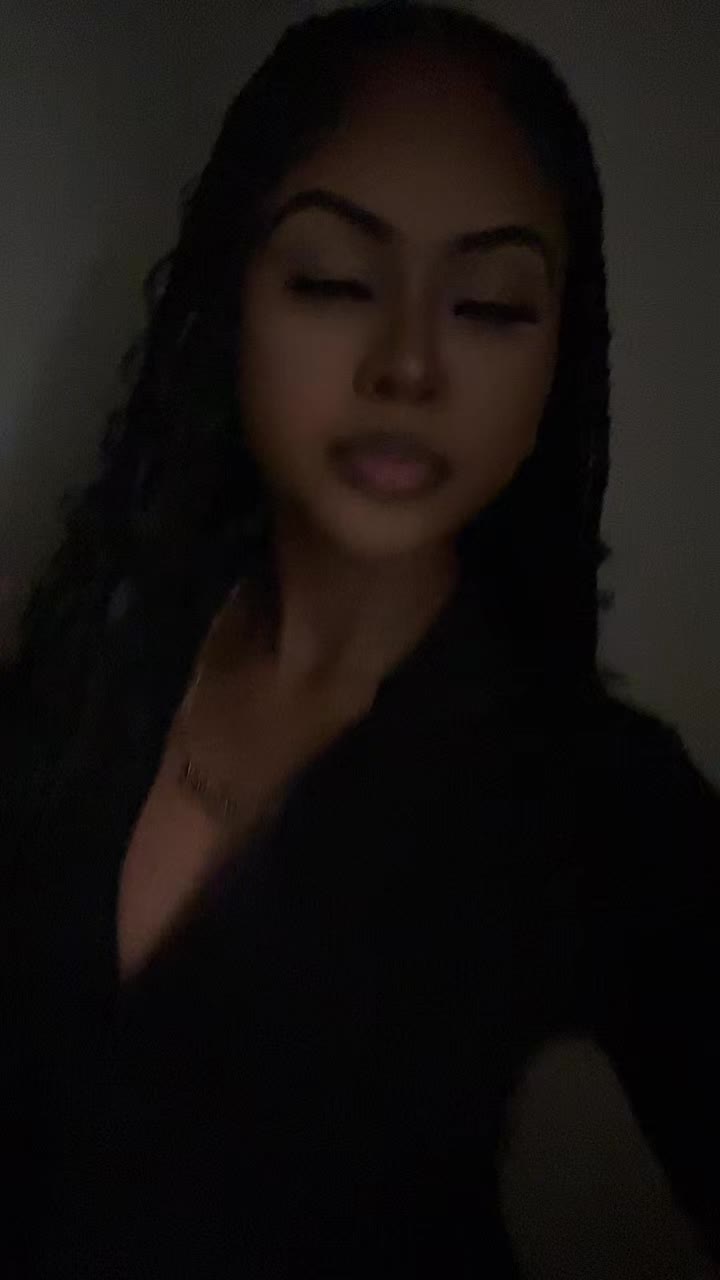 @🖤