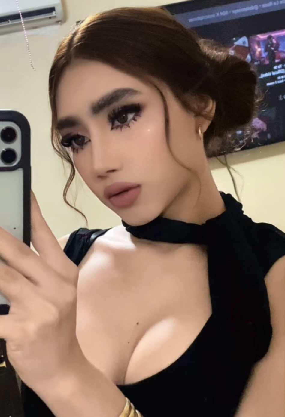 @️