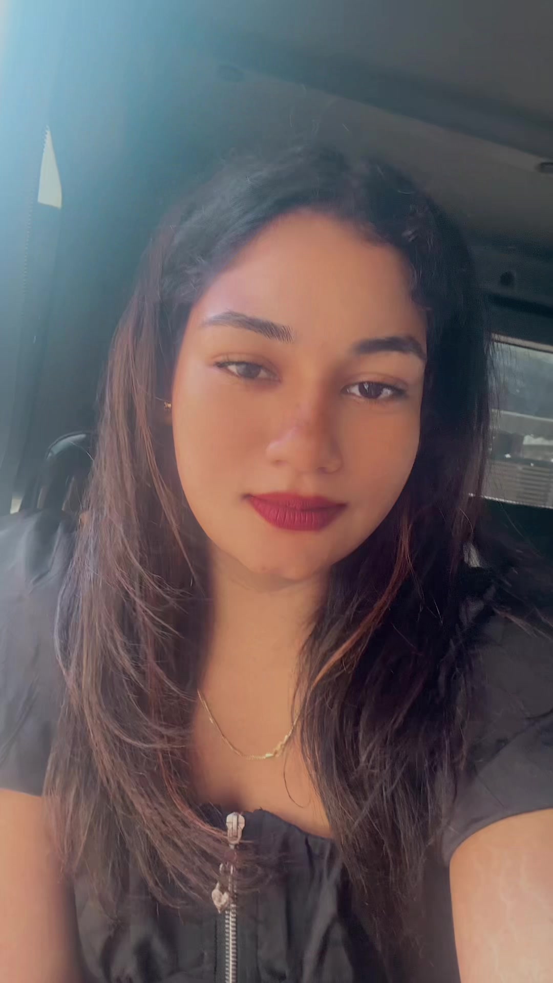@melani