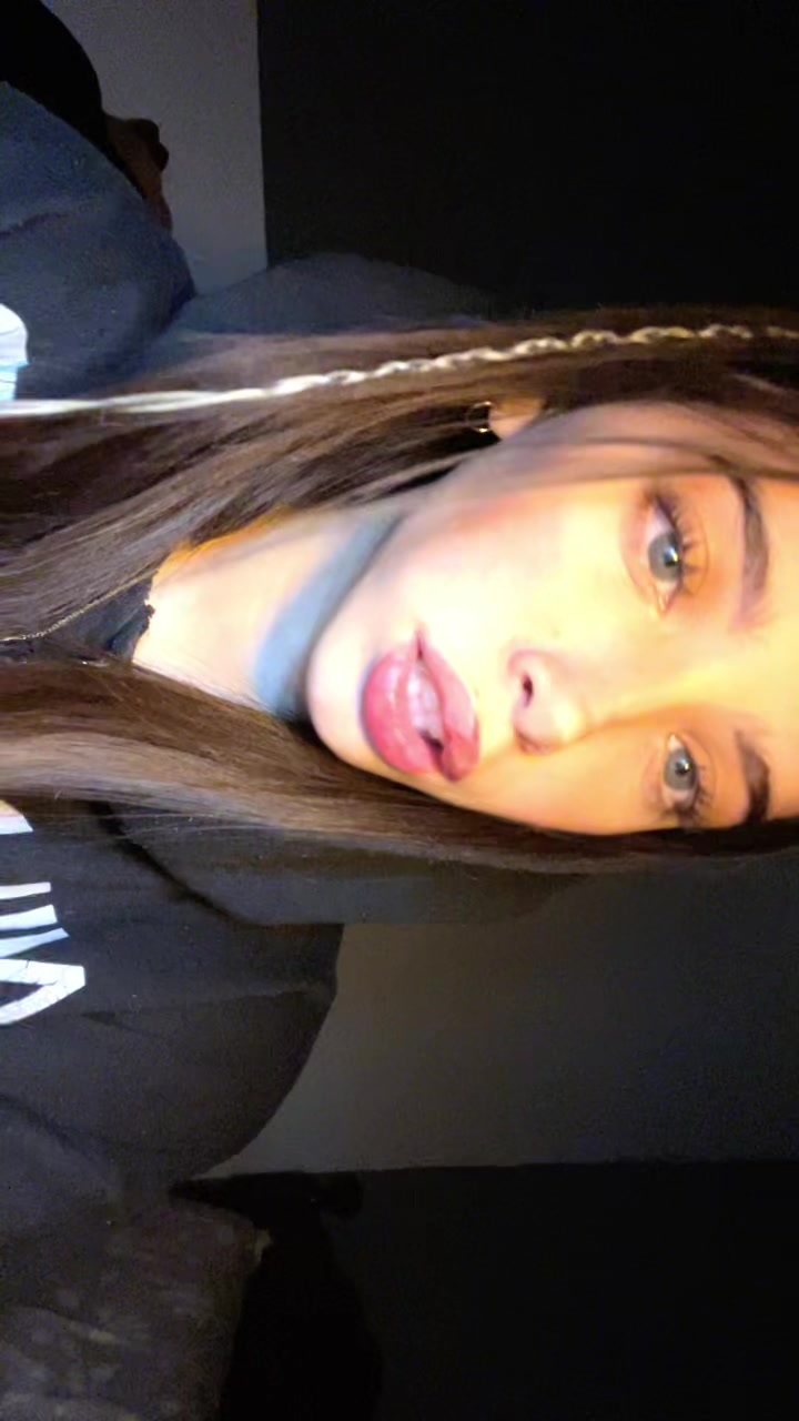 @❄️