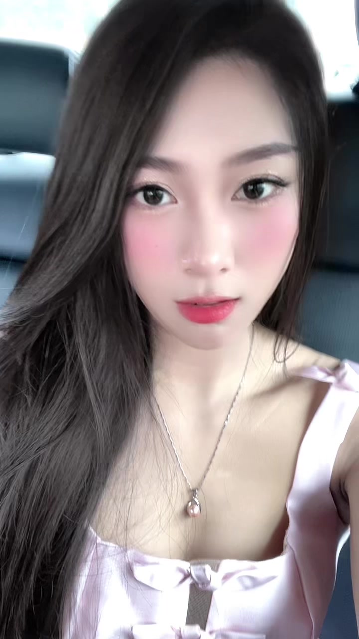 @Phượng thích ngắm mây