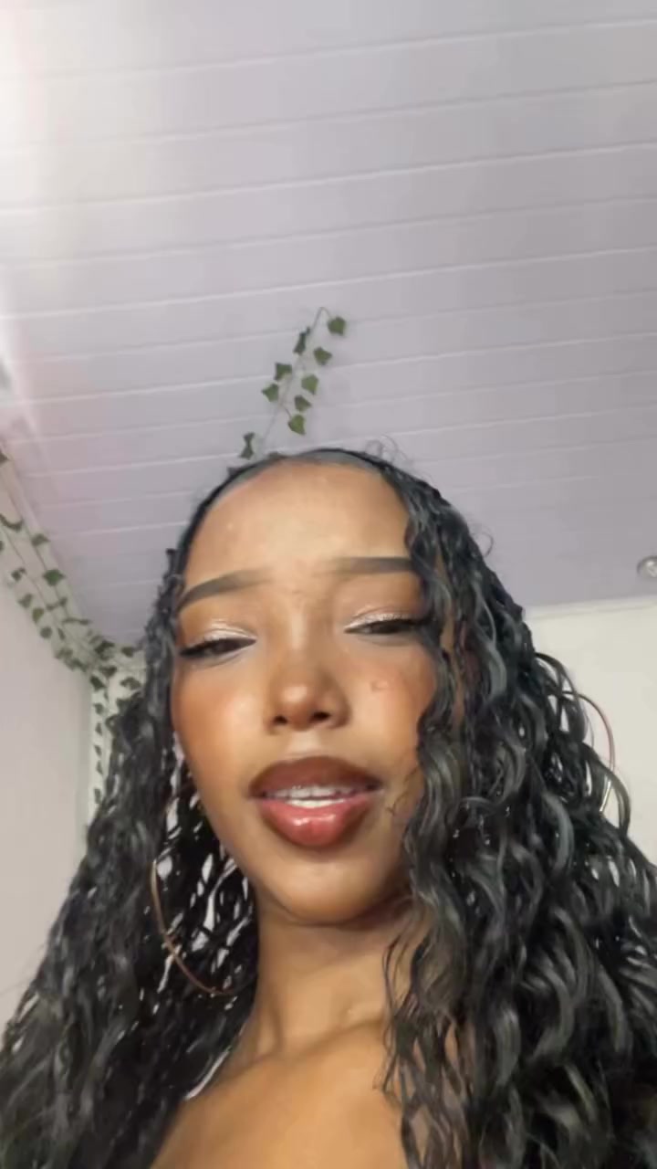 @JENNIFER MONIQUE