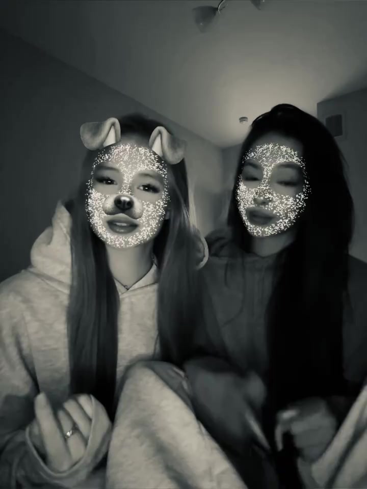 @~๐๐๐๐๐๐~๐