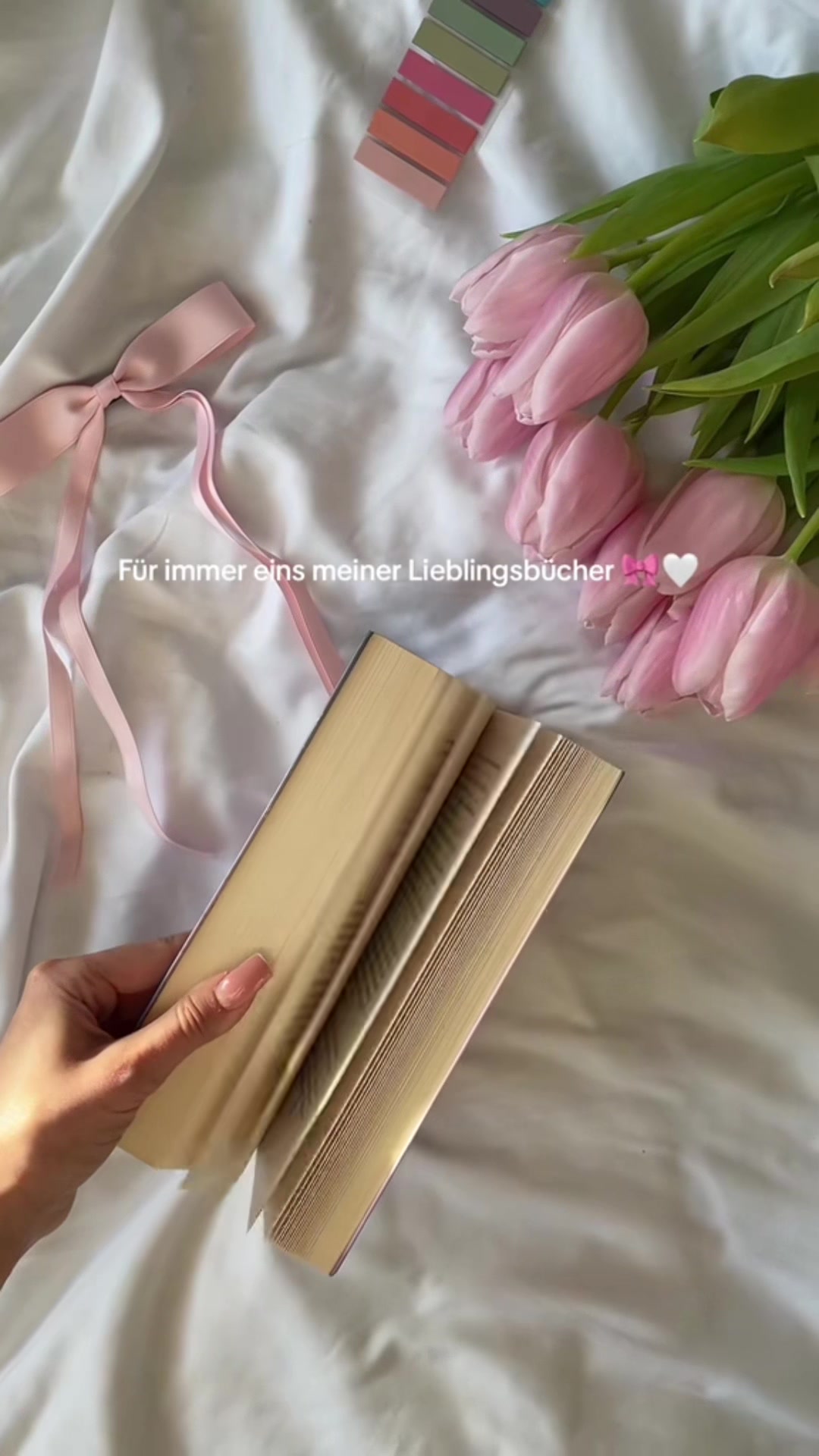 @alena ﾒ𝟶 | booktok