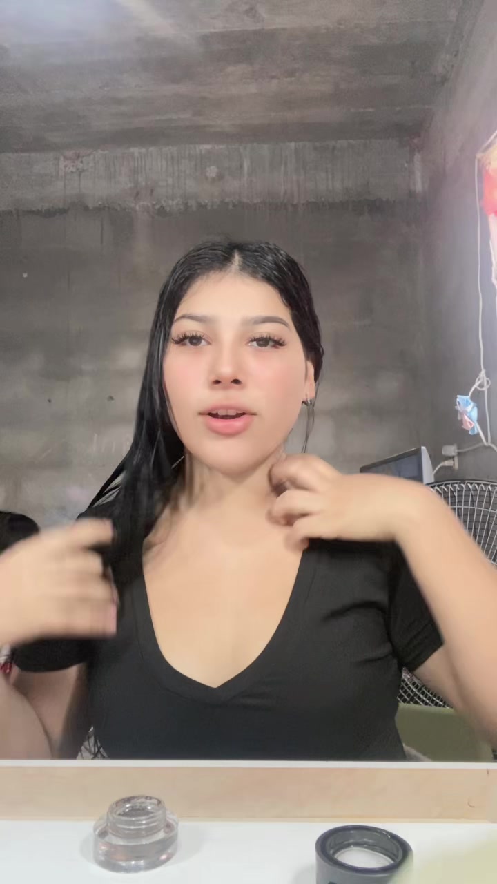 @✰