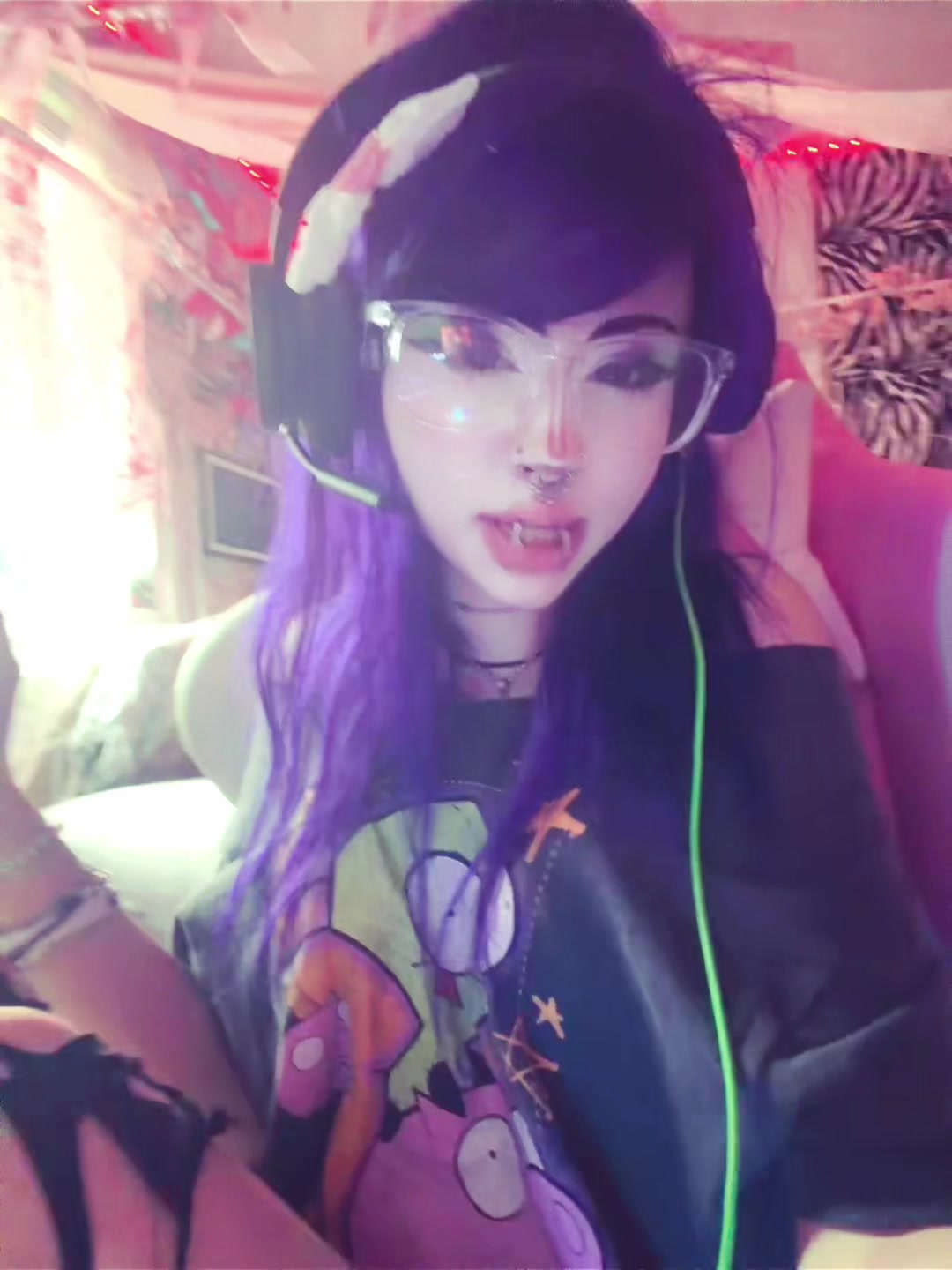 @.999