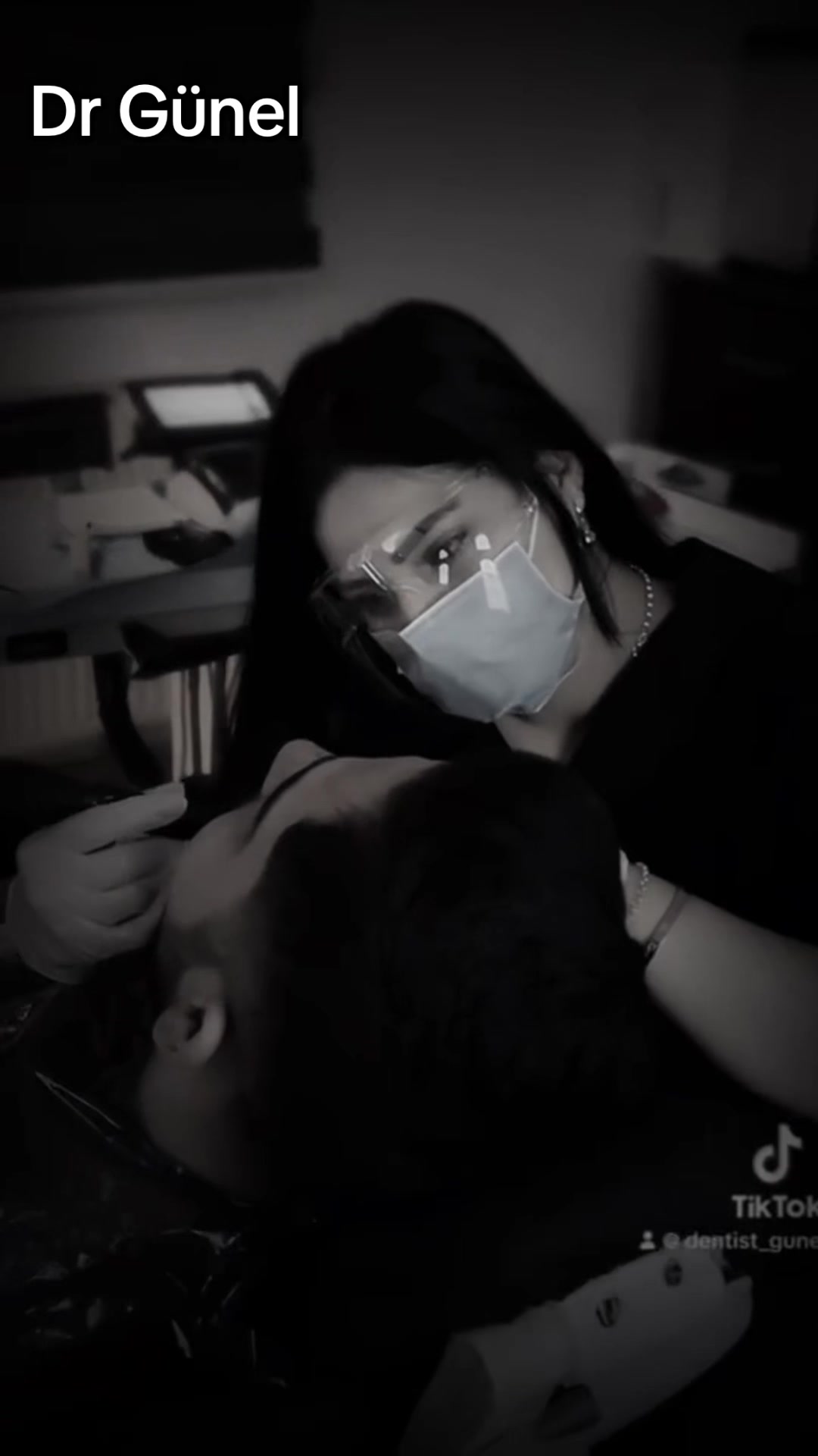@Dentist_Günel