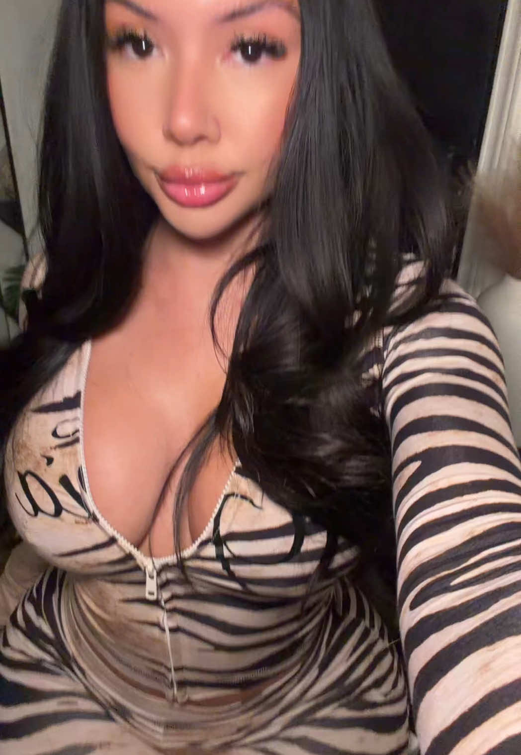 @miaaxoxos