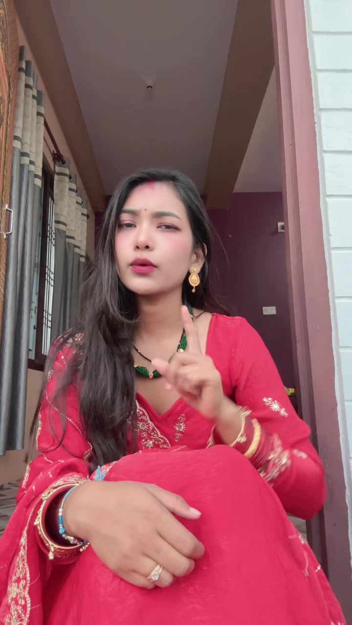 @Usha Singh 🦋