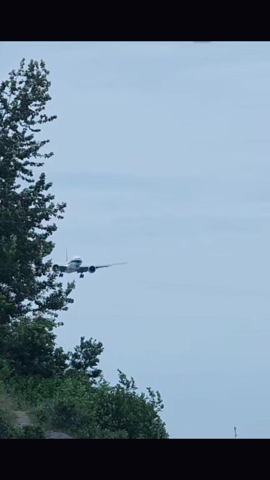 @Airplane Lover