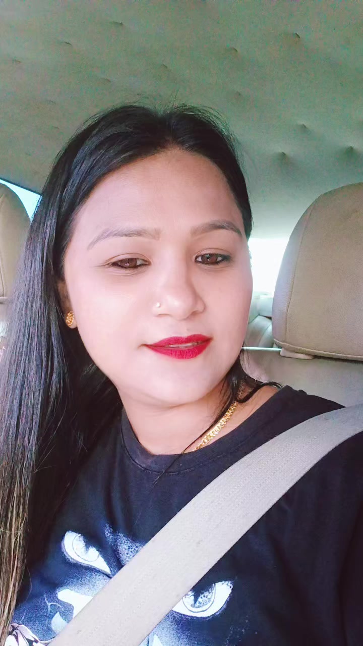 @Queen(रानी)👑