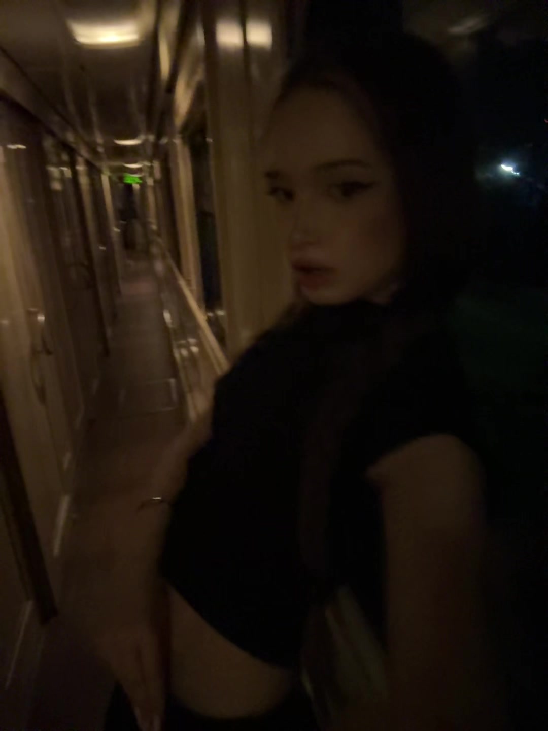 @Пчела