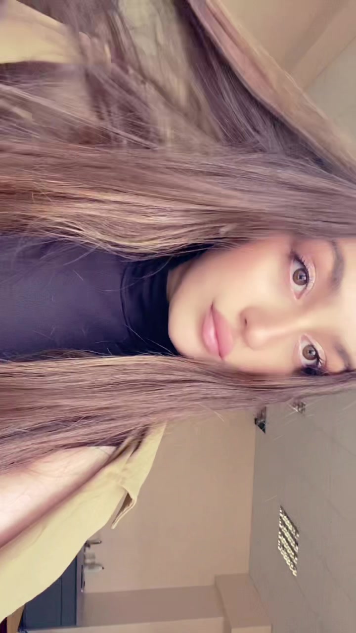 @ń