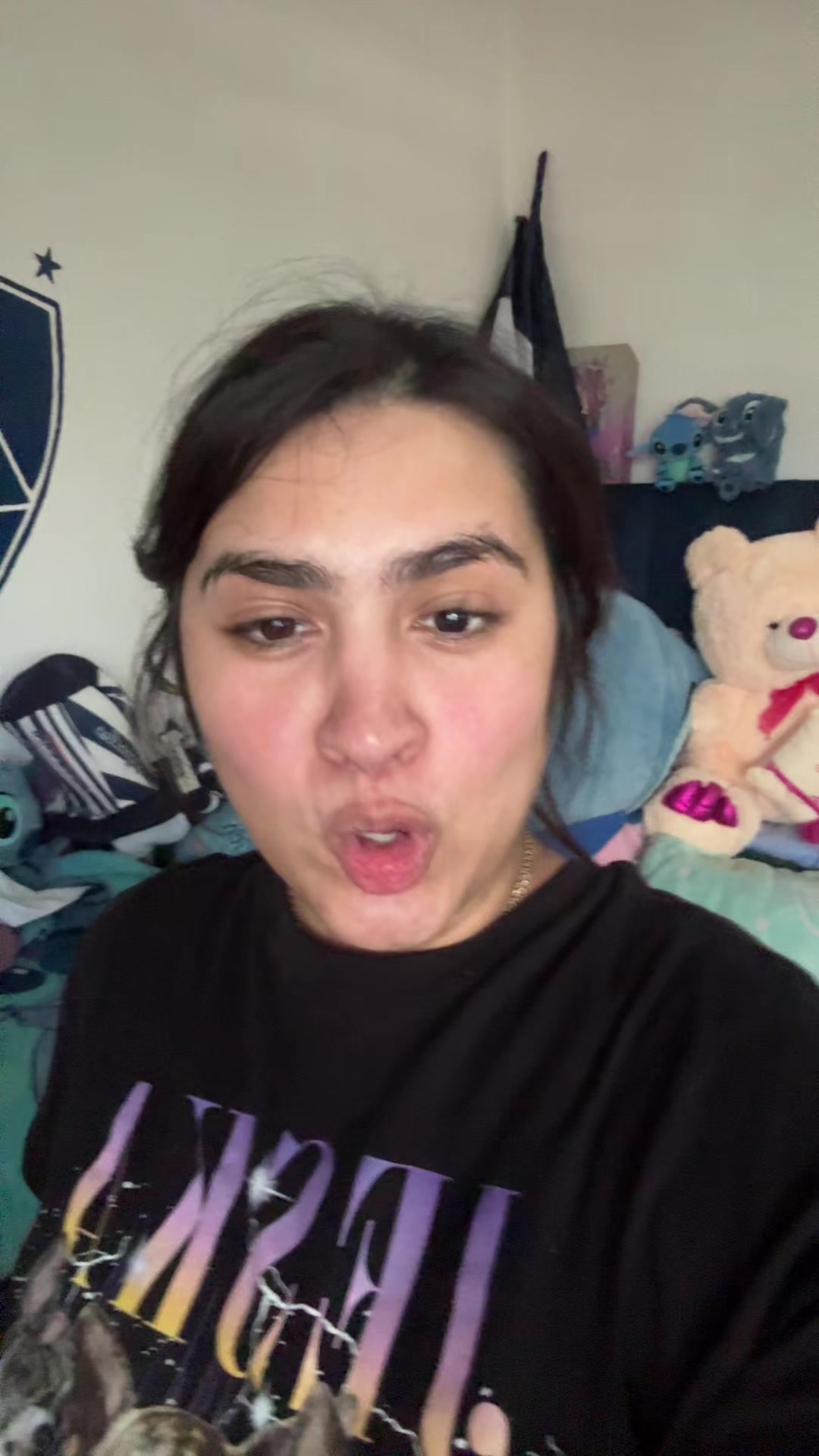 @julyzambranooo