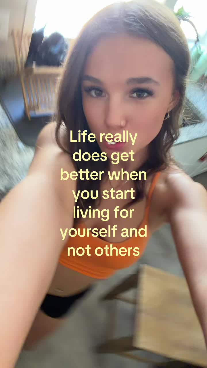 @🦎