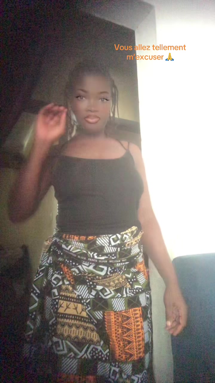 @la poup&eacute;e noire 🥰🥰