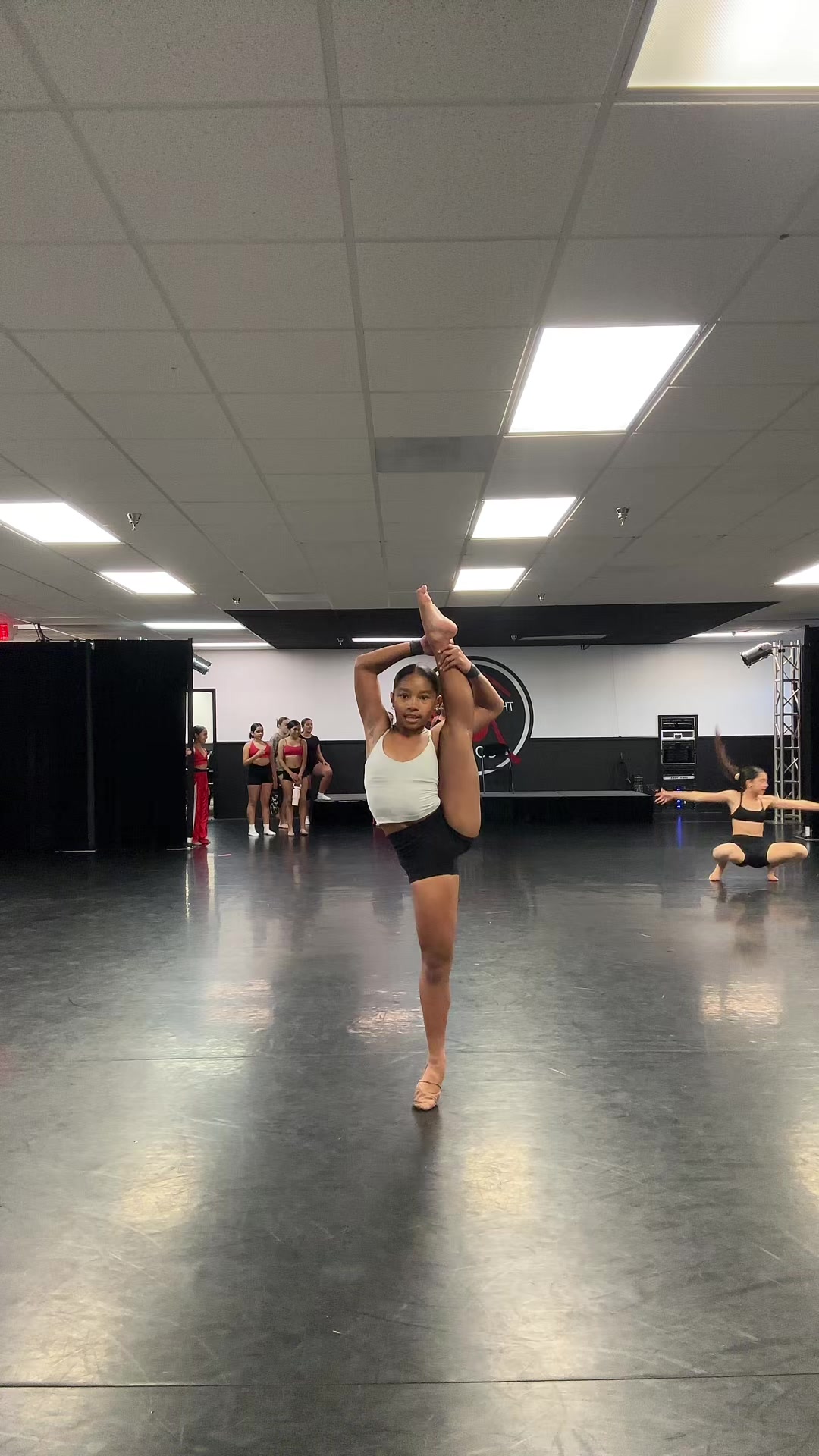 @makaiseyvnhill